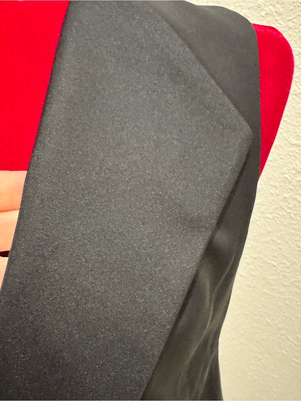 Leith Black Sleeveless Tailored Vest with Bow detailing XS - Picture 6 of 7